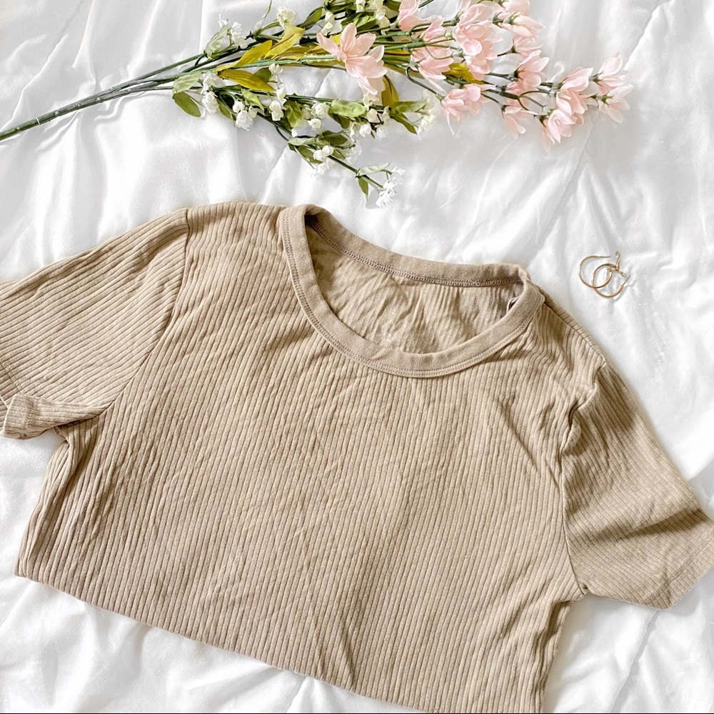 Classic Ribbed Brown Top 🎉 50% OFF BUNDLES 🎉